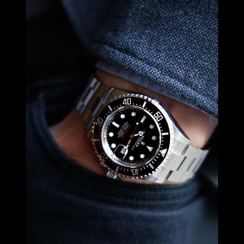 Inline Image - Rolex, Oyster Perpetual Sea-Dweller, stainless steel bracelet watch | Est. £8,000-12,000 (+ fees)