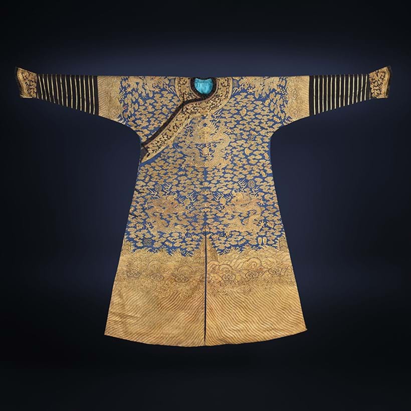 Inline Image - Lot 130: Rare Imperial 'twelve symbol' blue silk dragon robe, dating from the early 19th century worn by the Emperor of China | Est. £30,000-£50,000 (+ fees)