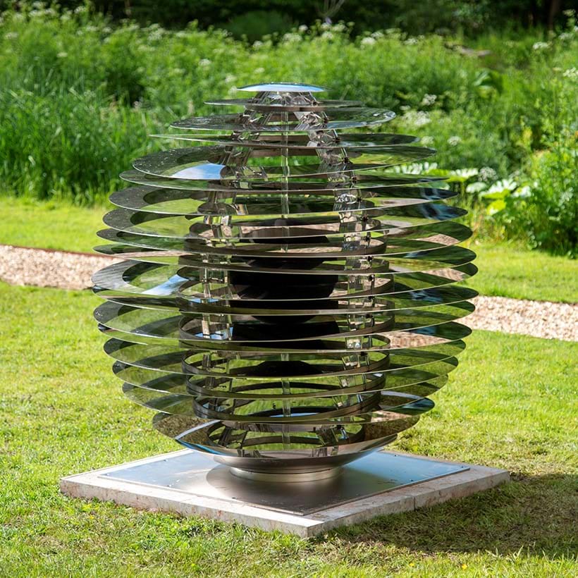 Inline Image - Lot 46: Angela Conner (British B. 1935), ‘Genesis’, Stainless steel, resin and Perspex | Est. £12,000-18,000 (+ fees)