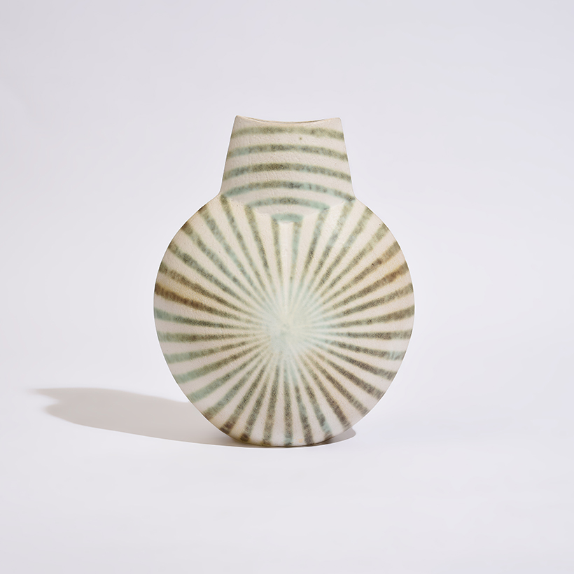 820w 511496-36_a.JPG