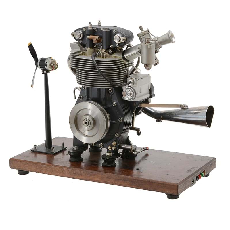 A gold medal winning ½ size working model of a 1956 'Manx Norton' short-stroke motor cycle engine | The Bill Connor Collection 