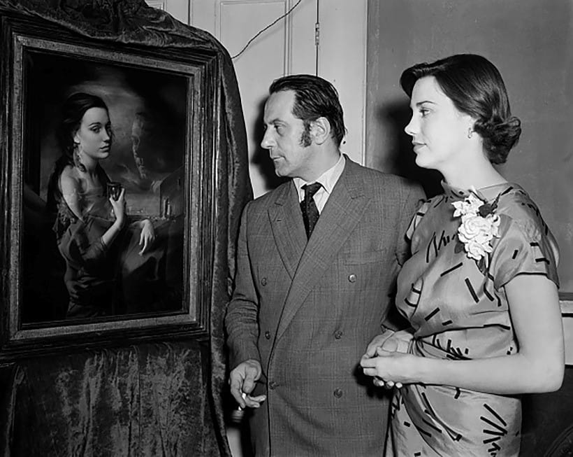 Inline Image - Pietro Annigoni and Juanita Forbes looking at the Portrait of Juanita Forbes painted by Annigoni in 1953.  Image credit: Hulton Archive | Evening Standard (c) Getty Images