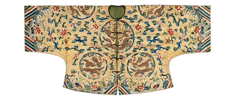 Inline Image - Lot 145: A pale yellow Chinese front opening 'dragon' roundel 'Taiping' riding jacket, magua, Qing dynasty, circa 1890 | Est. £300-500 (+ fees)