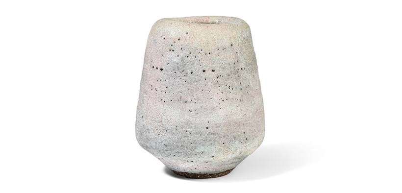 Inline Image - Lot 163: λ Lucie Rie (Austrian/British, 1902-1995), small 'Potato' pot; circa 1978 | Est. £2,000-3,000 (+ fees)