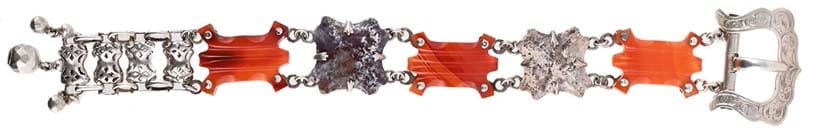 Inline Image - Lot 18:  Scottish Interest: George Unite, a Victorian agate and hardstone bracelet | Est. £150-250 (+ fees) (16 January 2025)