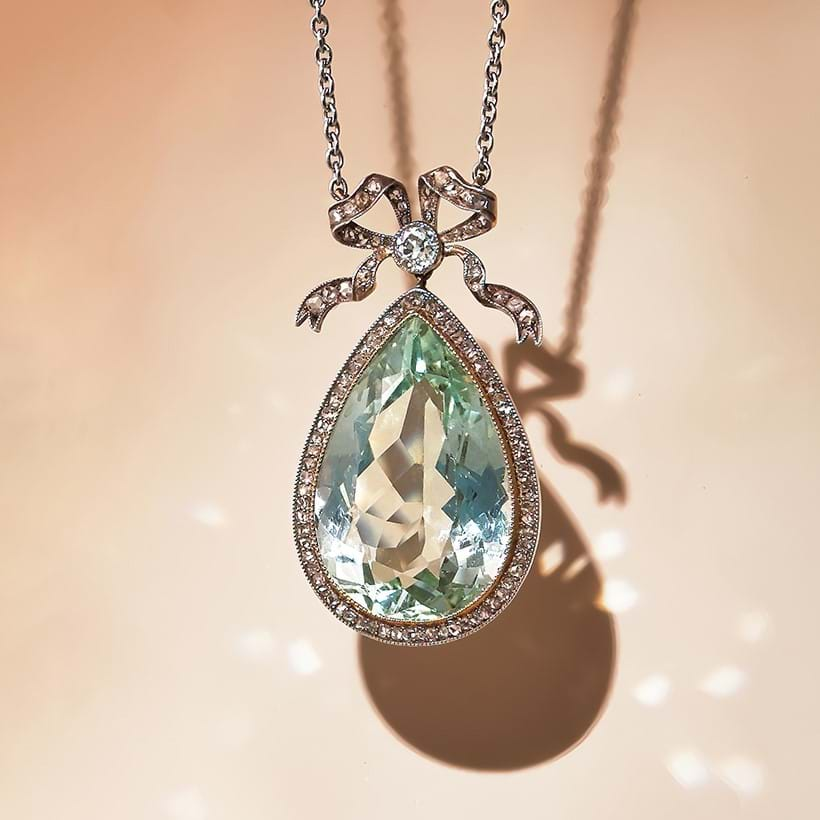 Inline Image - Lot 17: Fabergé, an early 20th century aquamarine and diamond pendant, St. Petersburg, circa 1912 | Est. £7,000-10,000 (+ fees)