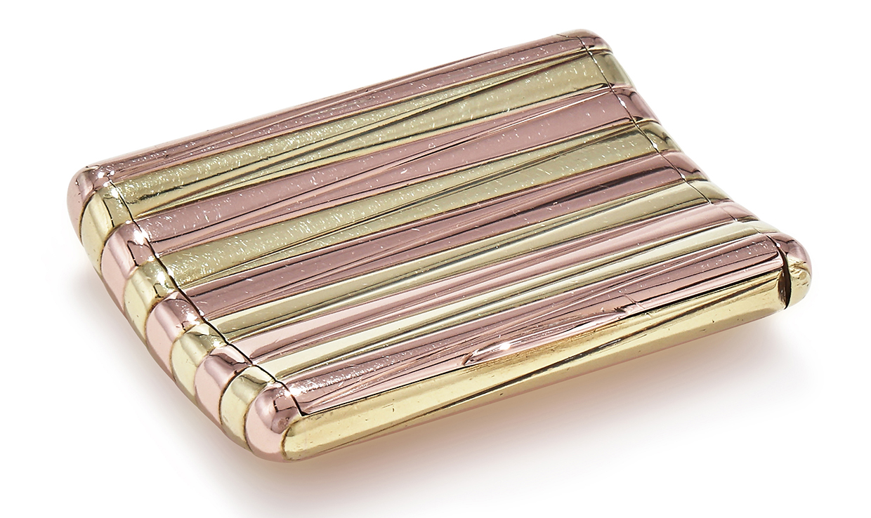 Lot 53 - Faberge two colour gold vesta case.jpg (1)