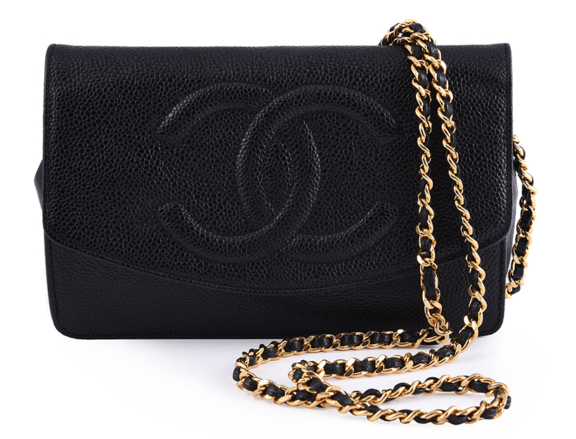 14638 Lot 417 Chanel a black caviar wallet on chain Sold for £1,512.JPG