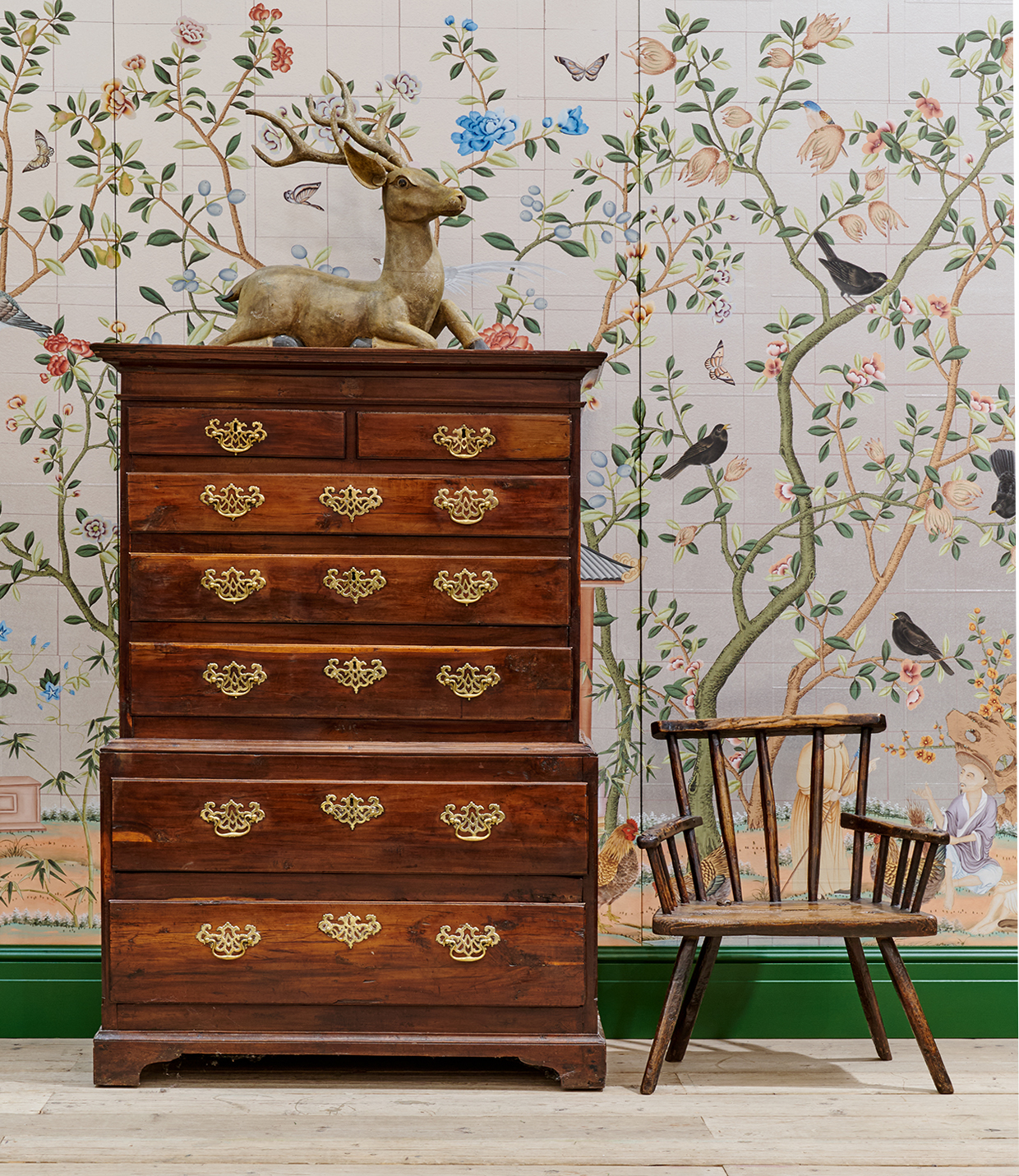 de Gournay Abbotsford pattern in Mauve Silver gilded tea paper.jpg (1)