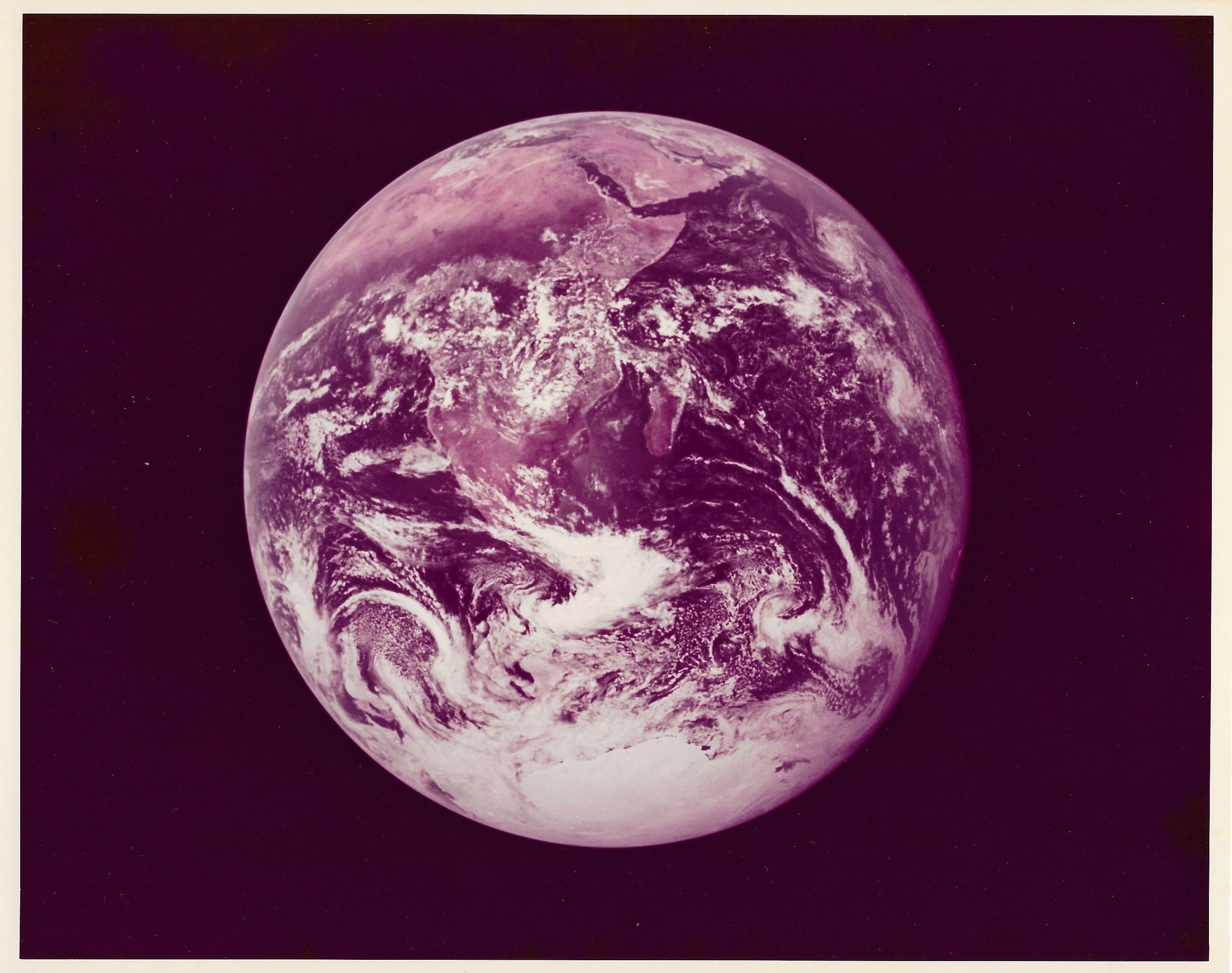 Apollo 17 Blue Marble.jpg