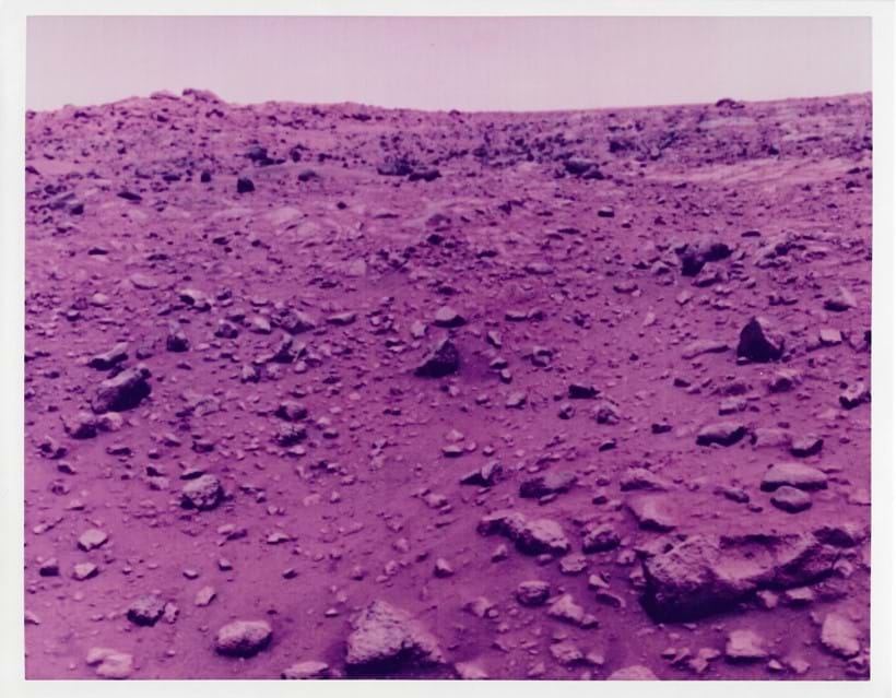 Inline Image - Lot 401: The historic first colour photograph taken on the surface of Mars, the Red Planet, 21 July 1976 | Est. £1,000-1,500 (+ fees)