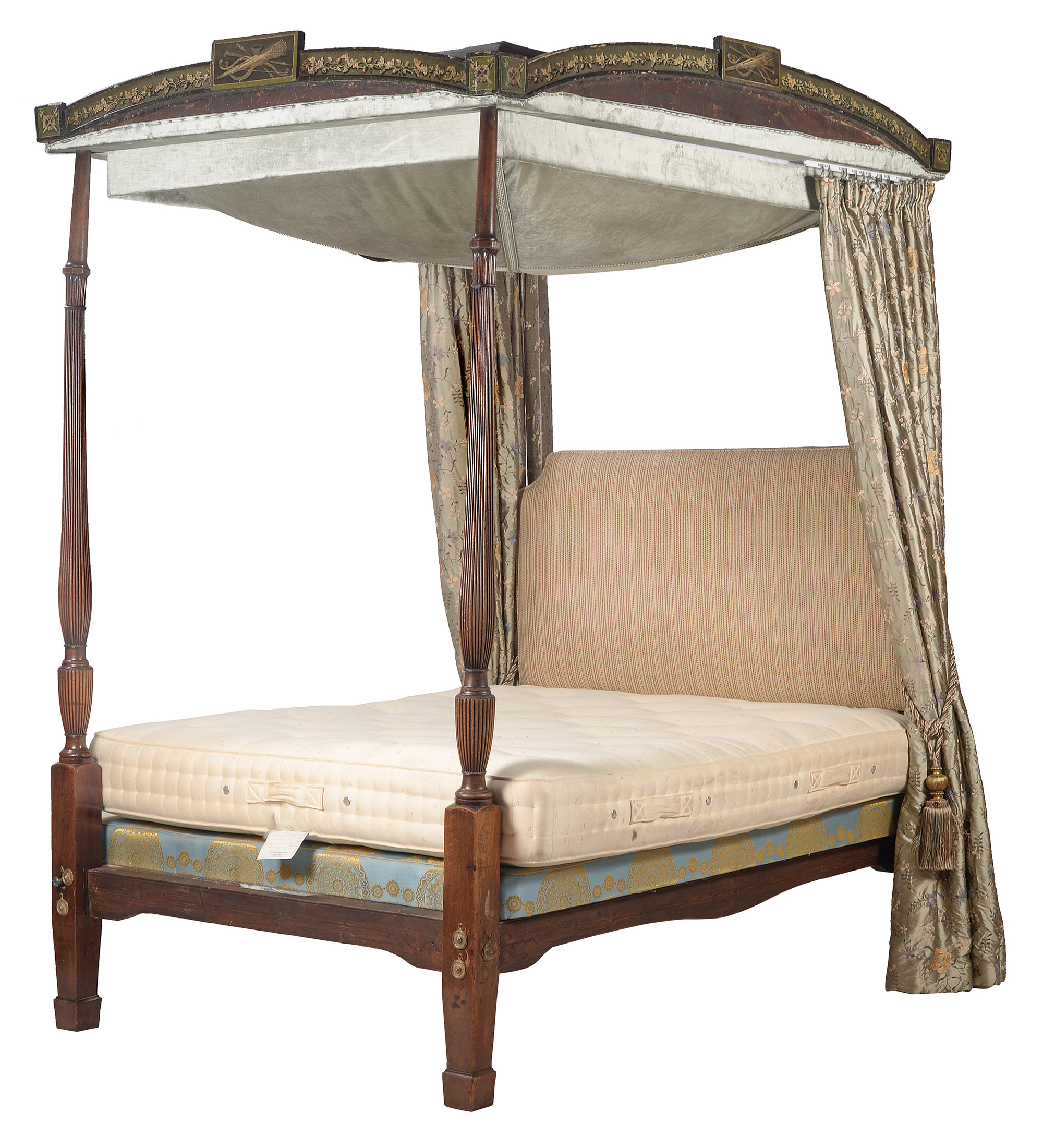 Gage european canopy deals bed