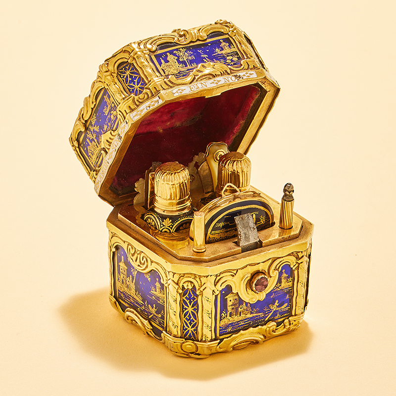 A Look at the Fine Silver and Art of Dining Auction in Five Objects | 17 February 2026