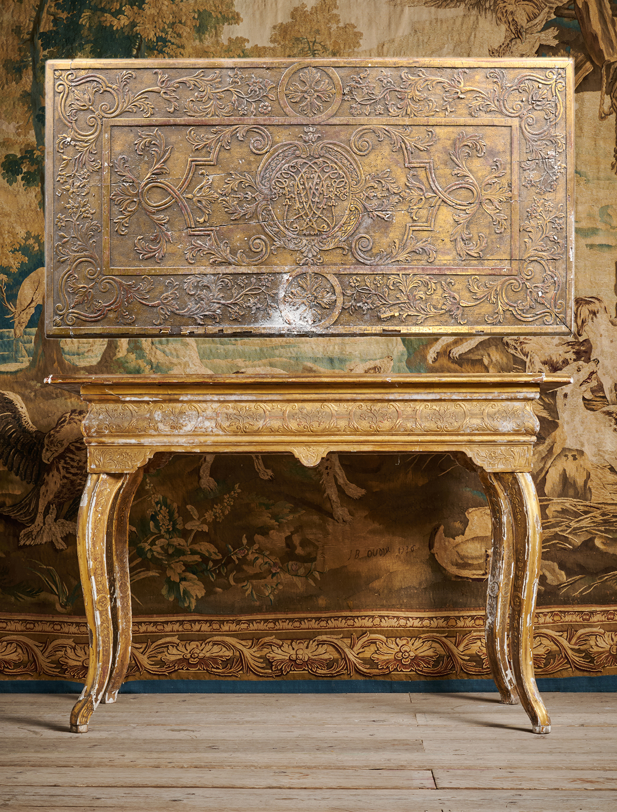 Lot 33 A George I Gilt Gesso Side Table In The Manner Of James Moore With Birdseye View