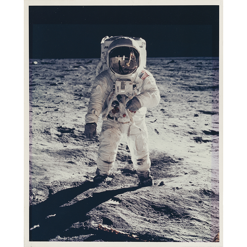 [Apollo 11] A man on the moon: the iconic 